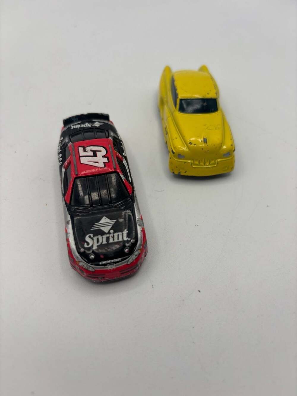 Lot toy cars - Taco Bell and sprint